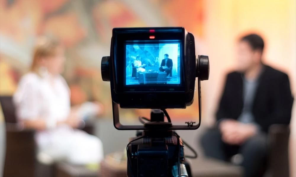 Λευκορωσία: Αφέθηκε ελεύθερος ο δημοσιογράφος Αλεξάντρ Μπουράκοφ